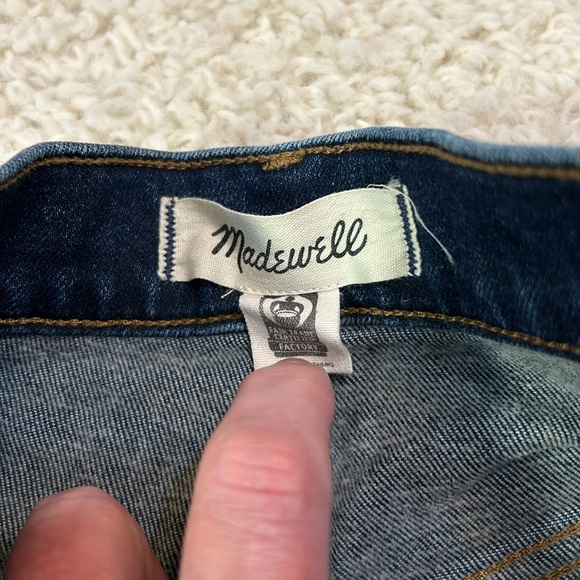 MADEWELL 28 The Perfect Vintage Jean with high waist and cropped hem, dark wash - Picture 3 of 12